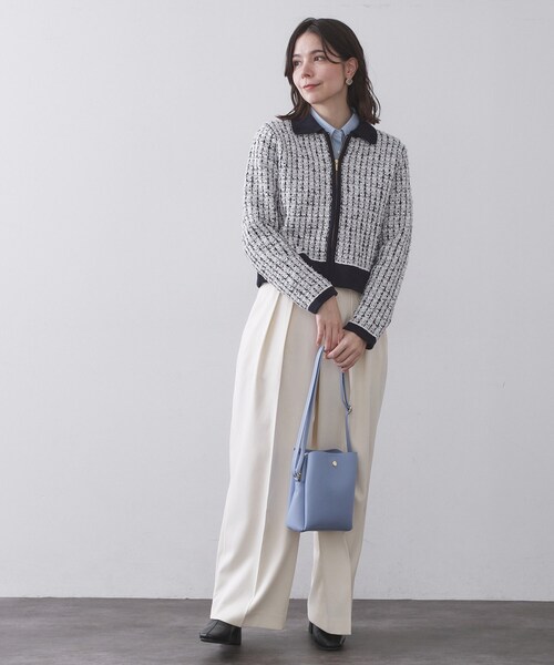 OPAQUE.CLIP（オペークドットクリップ）の「シュリンク合皮3層ミニショルダーバッグ【軽量／長さ調整可能】（ショルダーバッグ・レディース・ベージュ/アイボリー/ブラック/ライトブルー/ピンク系その他・00）」の13枚目の写真