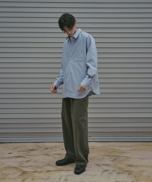 LAD EDITION（ラッドエディション）の「ベルト付きピンタックチノパンツ_カーキ（その他パンツ・メンズ・その他・MEDIUM/LARGE）」の2枚目の写真