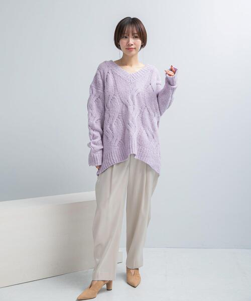 URBAN RESEARCH ROSSO WOMEN(アーバンリサーチ ロッソ)の「ウールカシミヤケーブル編オーバーニット(ニット/セーター・レディース・グレー系その他/オフホワイト/パープル・FREE)」の12枚目の写真
