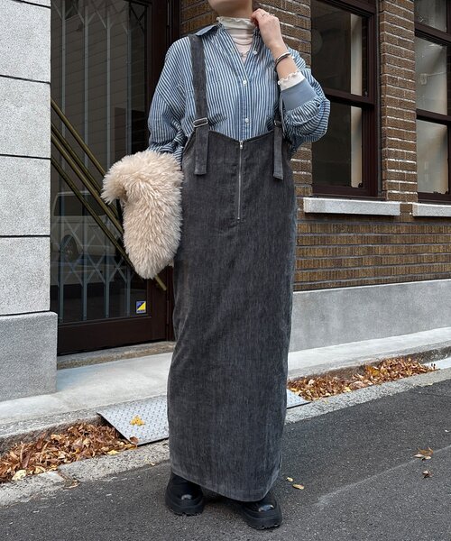 DouDou(ドゥドゥ)の「ベロアジャンスカ(ワンピース・レディース・チャコールグレー/グレイッシュベージュ・FREE)」の4枚目の写真