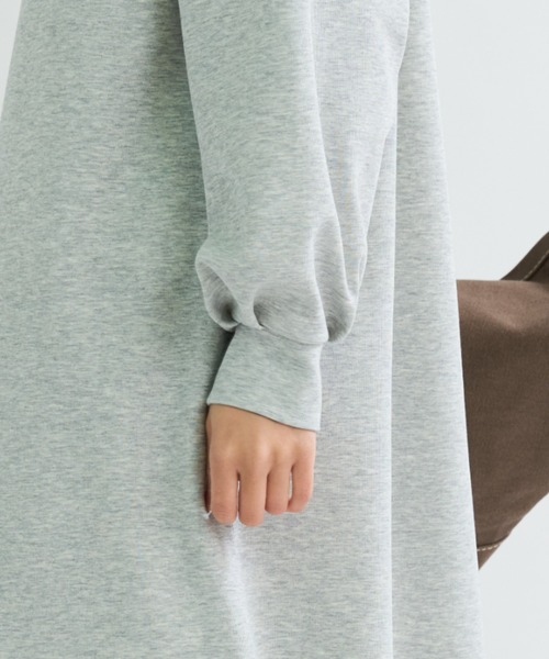 A.D.C.L.（エーディーシーエル）の「ダンボール素材 フード風デザイン ロングワンピース（ワンピース・レディース・杢グレー/ブラック・L/M）」の17枚目の写真