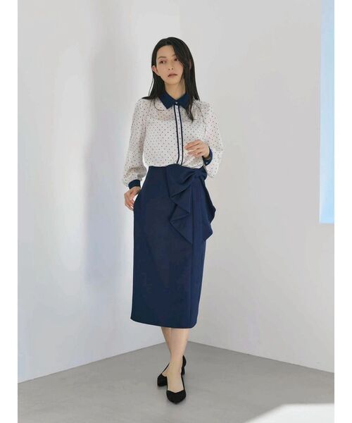 TONAL（トーナル）の「ギャザークレリックシャツ（シャツ/ブラウス・レディース・ブラック/ネイビー/オフホワイト/アイボリー・MEDIUM）」の9枚目の写真