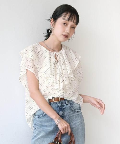 Yeoun(ヨウン)の「フリルカラードットシアーブラウス(シャツ/ブラウス・レディース・ブラック/アイボリー・M)」の17枚目の写真