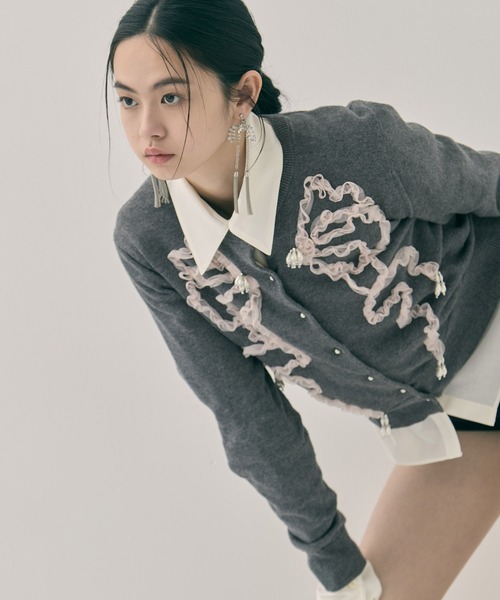 tanakadaisuke(タナカダイスケ)の「【tanakadaisuke/タナカダイスケ】crystal ribbon chain earings/クリスタルリボンチェーンイヤリング(イヤリング・レディース・シルバー・FREE)」の8枚目の写真