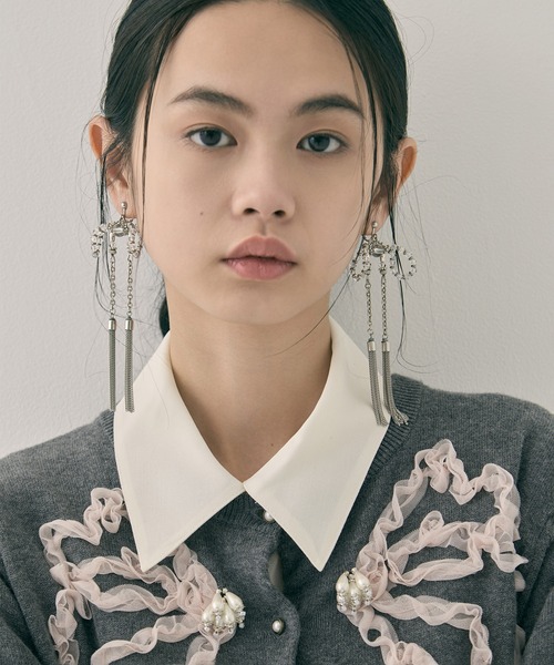 tanakadaisuke(タナカダイスケ)の「【tanakadaisuke/タナカダイスケ】crystal ribbon chain earings/クリスタルリボンチェーンイヤリング(イヤリング・レディース・シルバー・FREE)」の10枚目の写真