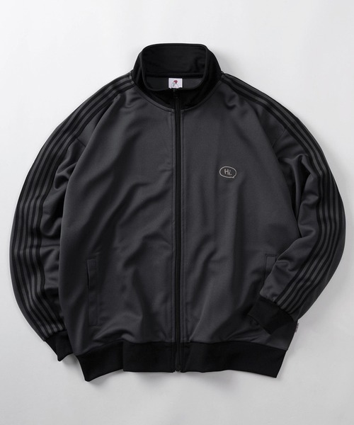 Red Cap Girl(レッドキャプガール)の「【70】【RCG/レッドキャップガール】サイドライン バックプリント トラックジャケット/ジャージ/メンズ/レディース/ユニセックス/セットアップ可能(ジャージ・メンズ・アイボリー/チャコールグレー/ブラック・XL/L/M)」の4枚目の写真