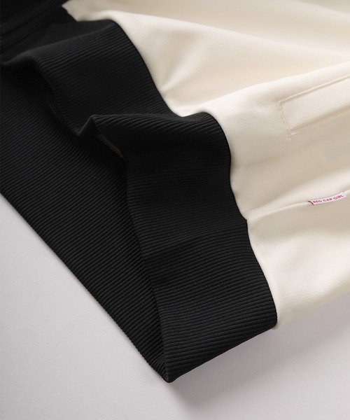 Red Cap Girl(レッドキャプガール)の「【70】【RCG/レッドキャップガール】サイドライン バックプリント トラックジャケット/ジャージ/メンズ/レディース/ユニセックス/セットアップ可能(ジャージ・メンズ・アイボリー/チャコールグレー/ブラック・XL/L/M)」の14枚目の写真