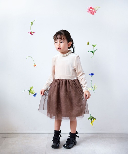 Rora(ローラ)の「グレース リボン ヘアゴム (3colors)(ヘアゴム・キッズ・ピンク/ブラック/アイボリー・FREE)」の9枚目の写真