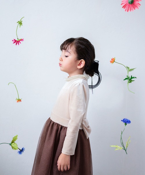 Rora(ローラ)の「グレース リボン ヘアゴム (3colors)(ヘアゴム・キッズ・ピンク/ブラック/アイボリー・FREE)」の10枚目の写真