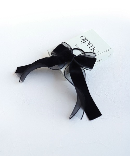 Rora(ローラ)の「グレース リボン ヘアゴム (3colors)(ヘアゴム・キッズ・ピンク/ブラック/アイボリー・FREE)」の14枚目の写真