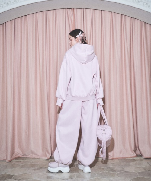 Lovilyn(ラヴィリン)の「エンジェルモチーフジップパーカー(パーカー・レディース・チャコールグレー/ブルー/ピンク・FREE)」の18枚目の写真