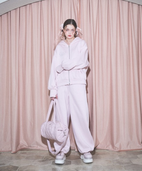 Lovilyn(ラヴィリン)の「エンジェルモチーフジップパーカー(パーカー・レディース・チャコールグレー/ブルー/ピンク・FREE)」の16枚目の写真