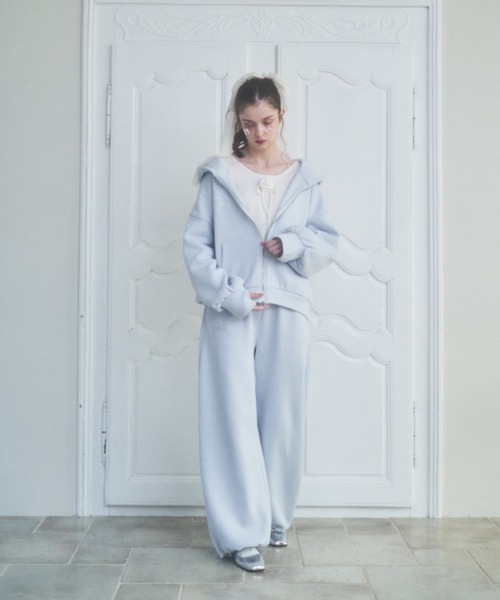 Lovilyn(ラヴィリン)の「エンジェルモチーフジップパーカー(パーカー・レディース・チャコールグレー/ブルー/ピンク・FREE)」の10枚目の写真