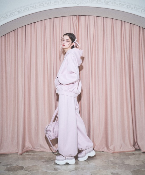 Lovilyn(ラヴィリン)の「エンジェルモチーフジップパーカー(パーカー・レディース・チャコールグレー/ブルー/ピンク・FREE)」の21枚目の写真