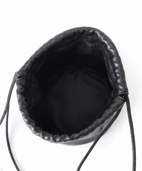 VELETTO(ベレット)の「【VELETTO/ヴェレット】ツツガタショルダーBAG(ショルダーバッグ・レディース・ブラック・FREE)」の16枚目の写真