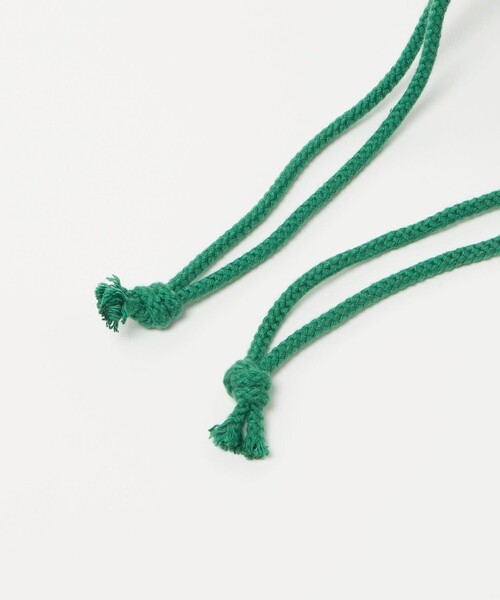 green label relaxing（グリーンレーベルリラクシング）の「巾着バッグ（小）（リップストック） / キッズ（トートバッグ・キッズ・ネイビー/グレー系・FREE）」の6枚目の写真