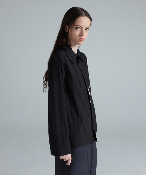 Y-3（ワイスリー）の「Y-3 RAW EDGE 3 STRIPES SHIRT（シャツ/ブラウス・レディース・ブラック・XX-SMALL/X-SMALL/SMALL/MEDIUM/LARGE）」の2枚目の写真