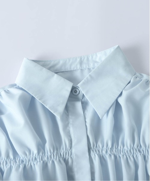 AMELY(エミリー)の「シャーリングギャザー ブラウス(シャツ/ブラウス・レディース・ブラック/ブルー/ホワイト・フリー)」の16枚目の写真