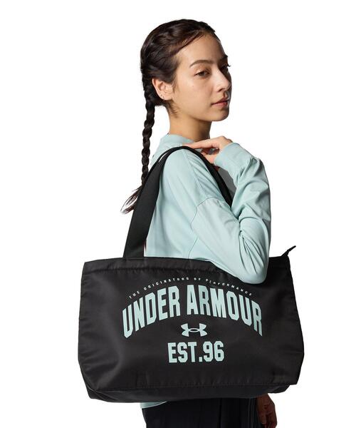 UNDER ARMOUR(アンダーアーマー)の「UAスタジオ ワードマーク トートバッグ(トレーニング/レディース)(ショルダーバッグ・レディース・ブラック・ONESIZE)」の2枚目の写真
