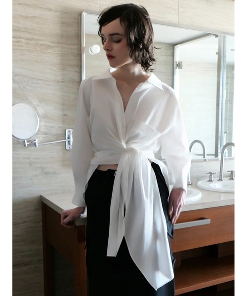 miies miim(ミーエスミーム)の「Waist-Tie Cotton Shirt(シャツ/ブラウス・レディース・ブルー/アイボリー・FREE)」の2枚目の写真