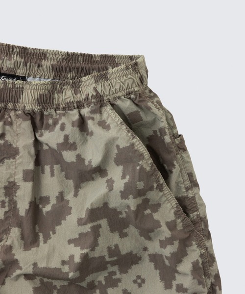 WILD THINGS(ワイルドシングス)の「ダブルダイナイロンイージーショーツ│DOUBLE DYED NYLON EASY SHORTS(その他パンツ・メンズ・オリーブ/ホワイト系その他/グレー系カモフラージュ/ブラック・L/XL/M/S)」の5枚目の写真