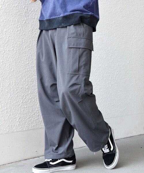 SHIPS any（シップス エニィ）の「SHIPS any:〈吸水速乾〉Rapidry スマート ワイド イージー カーゴ パンツ(セットアップ対応)◆（カーゴパンツ・メンズ・ブラック/グレー/ベージュ・SMALL/MEDIUM/LARGE）」の7枚目の写真