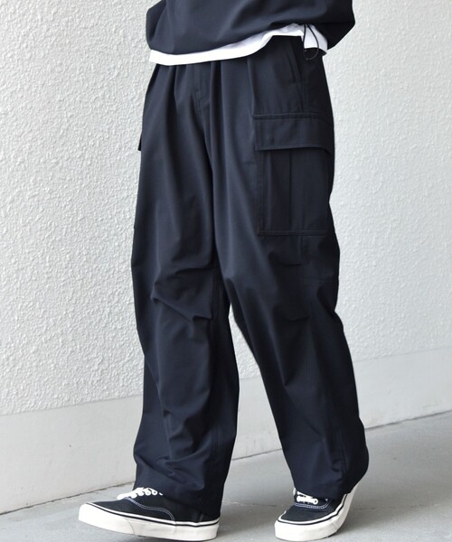 SHIPS any（シップス エニィ）の「SHIPS any:〈吸水速乾〉Rapidry スマート ワイド イージー カーゴ パンツ(セットアップ対応)◆（カーゴパンツ・メンズ・ブラック/グレー/ベージュ・SMALL/MEDIUM/LARGE）」の12枚目の写真