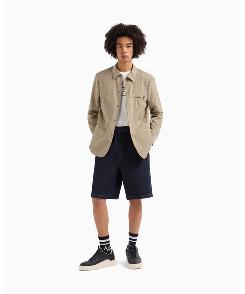 ARMANI EXCHANGE(アルマーニエクスチェンジ)の「【A|X アルマーニ エクスチェンジ】ナイロンシアサッカー シャツネックジャケット(テーラードジャケット・メンズ・ベージュ・34inch/44/42/38/36)」の4枚目の写真