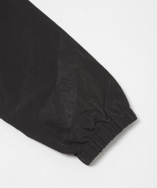 FORK&SPOON（フォークアンドスプーン）の「FORK&SPOON　シアーアノラックパーカー（パーカー・メンズ・チャコールグレー/ブラック・5/4）」の4枚目の写真