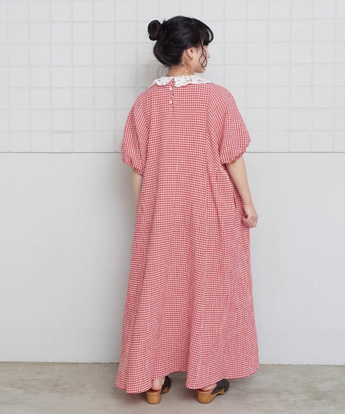 l'atelier du savon（アトリエドサボン）の「ちぢみギンガム　ドルマン袖のワンピース（ワンピース・レディース・ブラック/レッド・FREE）」の7枚目の写真