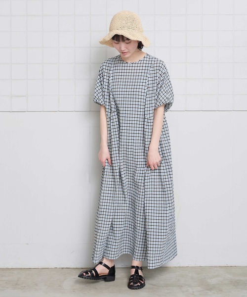 l'atelier du savon（アトリエドサボン）の「ちぢみギンガム　ドルマン袖のワンピース（ワンピース・レディース・ブラック/レッド・FREE）」の15枚目の写真