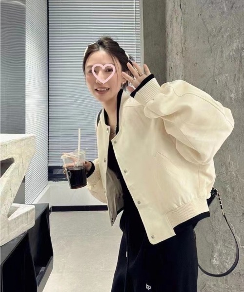 Ritzy（リッツィー）の「クロップド スタジャン ブルゾン（ブルゾン・レディース・ホワイト/ブラック・L/M）」の6枚目の写真