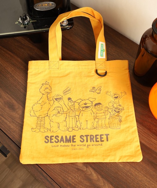 SESAME STREET(セサミストリート)の「SESAME STREET セサミストリート ミニフラットトートバッグ(トートバッグ・レディース・イエロー/カーキ/レッド・FREE)」の9枚目の写真