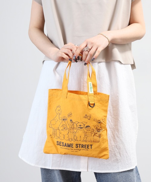 SESAME STREET(セサミストリート)の「SESAME STREET セサミストリート ミニフラットトートバッグ(トートバッグ・レディース・イエロー/カーキ/レッド・FREE)」の17枚目の写真