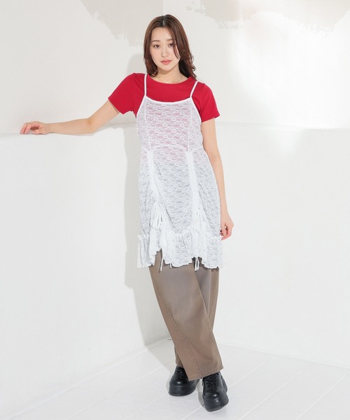 Honeys(ハニーズ)の「コンパクトトップス(Tシャツ/カットソー・レディース・レッド/ホワイト/モカ/ブラック/ブルー・S/M/L)」の12枚目の写真