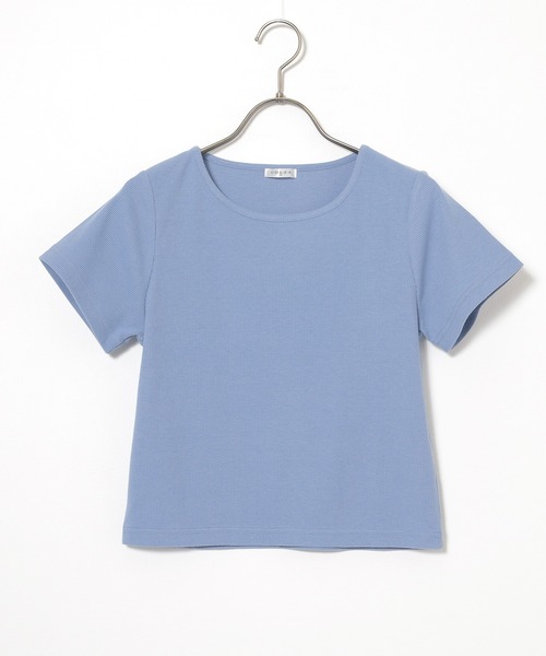 Honeys(ハニーズ)の「コンパクトトップス(Tシャツ/カットソー・レディース・レッド/ホワイト/モカ/ブラック/ブルー・S/M/L)」の22枚目の写真