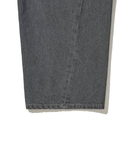 HISHANDER（ヒズハンダー）の「STRUCTURED DENIM PANTS GREY（デニムパンツ・メンズ・その他・1/2/3）」の4枚目の写真