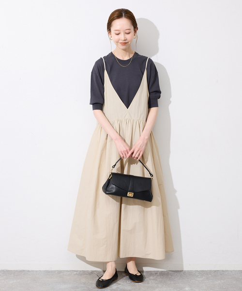 SLOBE IENA(スローブイエナ)の「タフタキャミワンピース(ワンピース・レディース・ブラック/ベージュ・FREE)」の20枚目の写真