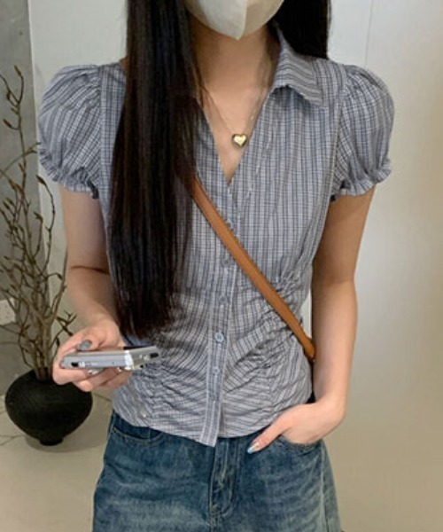Ada.(エイダ)の「【Mellfy】パフスリーブ ウエストシェイプ 半袖 ブラウス(シャツ/ブラウス・レディース・ライトブルー/ブルー/ホワイト・FREE)」の4枚目の写真