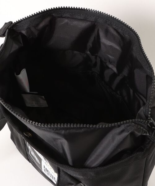 NEW ERA（ニューエラ）の「【NEW ERA/ニューエラ】トートバッグ ミニ 6L ちいかわ / ちいかわ・ハチワレ・うさぎ ブラック（トートバッグ・レディース・ブラック・FREE）」の4枚目の写真