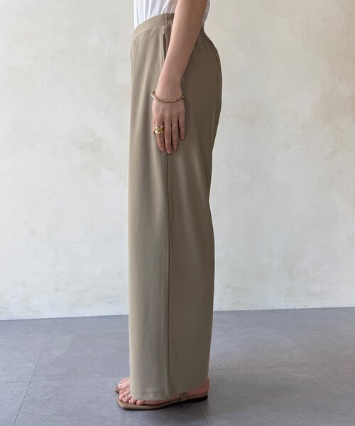 DouDou（ドゥドゥ）の「【WEB限定】6分袖スキッパーシャツ＋ワイドパンツ（セットアップ・レディース・モカ/ブラック・FREE）」の13枚目の写真