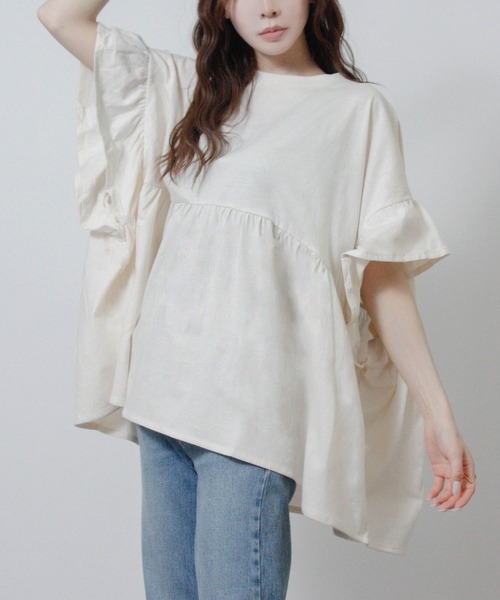 NYLAUS(ナイラス)の「【SG】袖フリルペプラムトップス オーバーサイズTシャツ(Tシャツ/カットソー・レディース・ブラック/アイボリー/チャコール・M)」の4枚目の写真