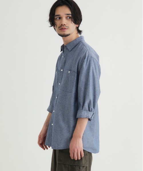 Right-on（ライトオン）の「【PLUS ONE】シャンブレー七分袖シャツ（シャツ/ブラウス・メンズ・ブラック/ライトインディゴブルー・M/L/XL/S）」の4枚目の写真