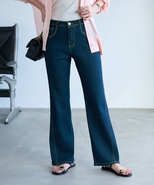BELLUNA(ベルーナ)の「細見せ!セミフレア―デニムパンツ73丈(デニムパンツ・レディース・インディゴブルー/ライトブルー/グレー系・X-LARGE/LARGE/MEDIUM)」の5枚目の写真