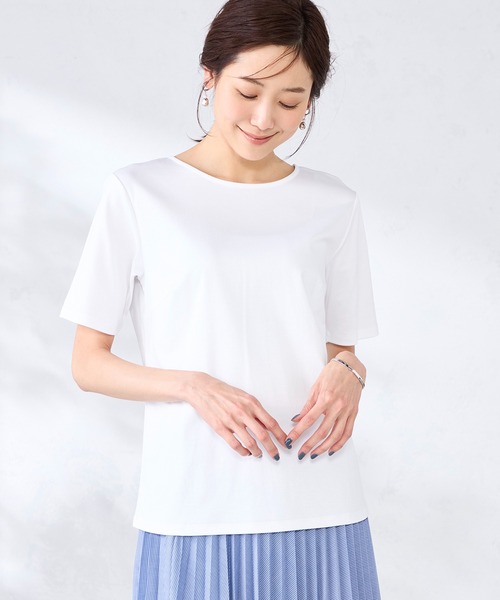 GALLORIA(ギャローリア)の「【キレメクカットソー】UVカット・接触冷感 クルーネックTシャツ(Tシャツ/カットソー・レディース・ネイビー/ライトグレー/オフホワイト/ライトパープル・L/M/LL/S)」の7枚目の写真