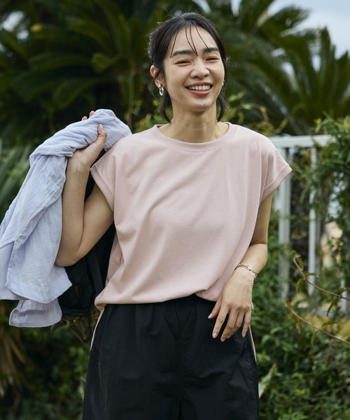 FREAK'S STORE(フリークスストア)の「<接触冷感/UV> AIRDRY HIGHCOOL フレンチスリーブTシャツ(Tシャツ/カットソー・レディース・ピンク/ブラック/ブルー/オフホワイト/モカ・MEDIUM/SMALL)」の5枚目の写真