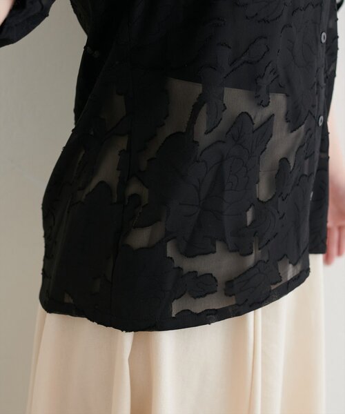 natural couture（ナチュラルクチュール）の「オパールフラワーシアーブラウス（シャツ/ブラウス・レディース・ブラック/ピンク/ラベンダー/ミント/オフホワイト・FREE）」の8枚目の写真