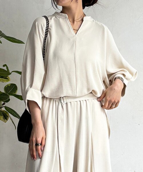 un dix cors(アンディコール)の「麻ライクVネックスキッパーブラウス(シャツ/ブラウス・レディース・ブラック/レッド/ホワイト系その他/イエロー・FREE)」の2枚目の写真