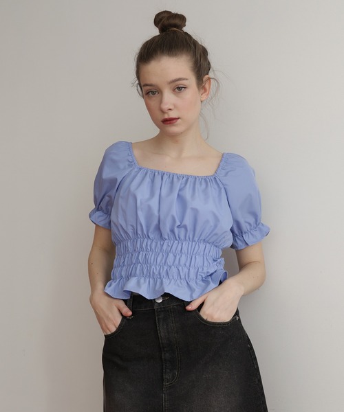 Mili affinity（ミリアフィニティー）の「2WAYシャーリングオフショルシャツブラウス（Tシャツ/カットソー・レディース・イエロー/ブルー/オフホワイト/ブラック・FREE）」の4枚目の写真
