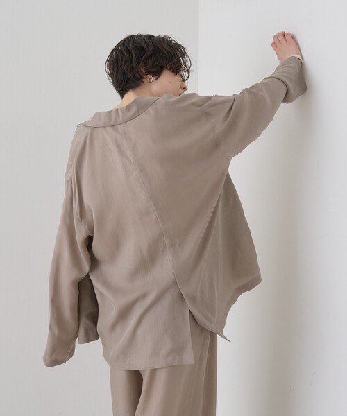 Rouge vif（ルージュヴィフ）の「【セットアップ対応】キュプラフィブリルダブルジャケット（テーラードジャケット・レディース・グレー/グレイッシュベージュ・フリー）」の9枚目の写真